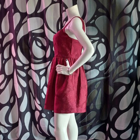 NWT Sachin & Babi Cherry Red Gail Formal Floral Jacquard Midi Dress - Picture 5 of 9